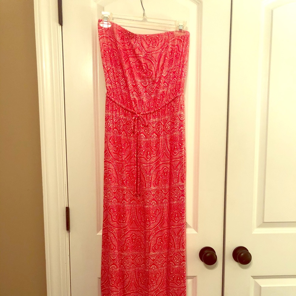 Old Navy strapless maxi